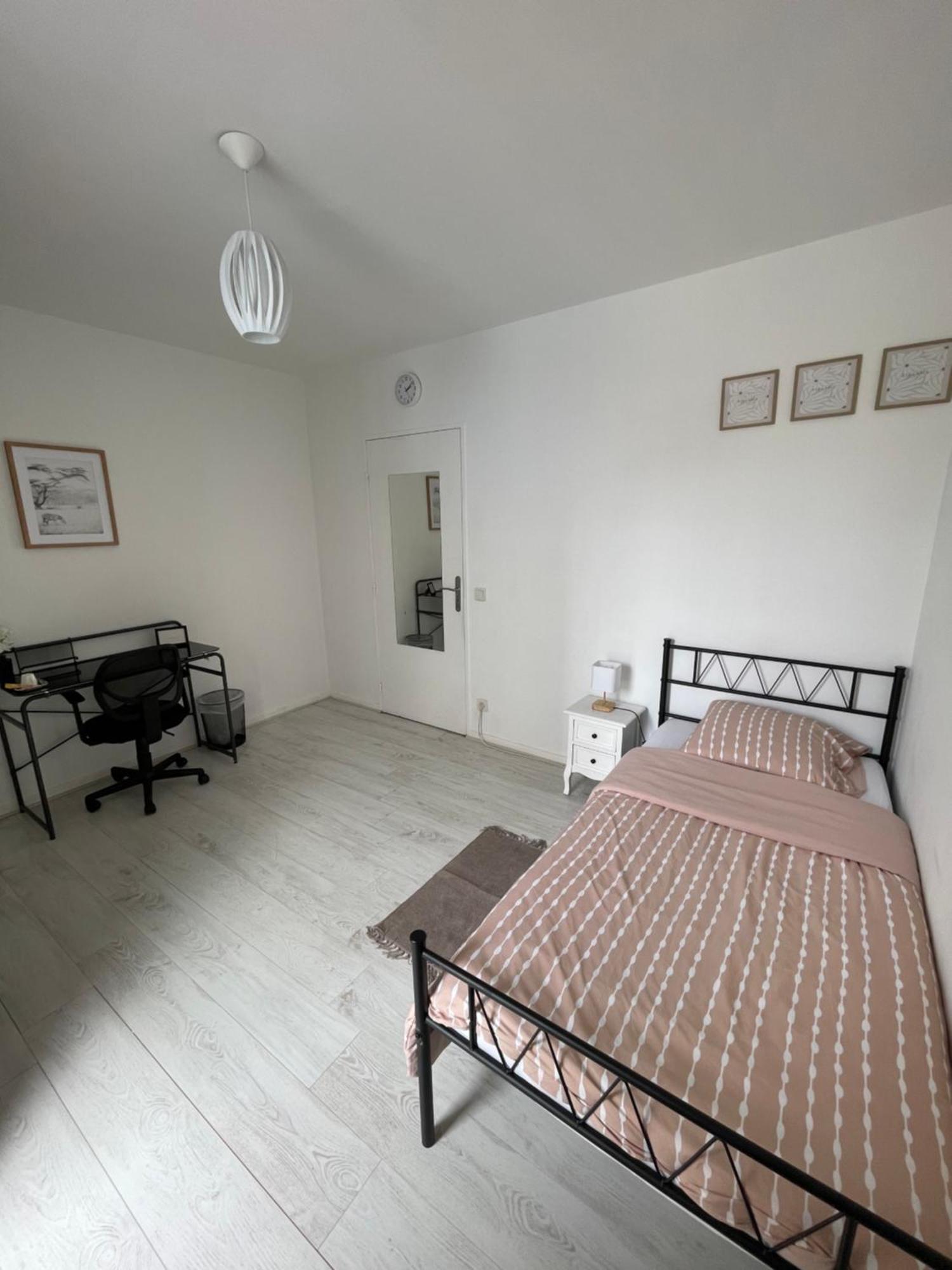 Jolie Chambre Proche De Paris Et Sa Peripherie Aubervilliers Buitenkant foto