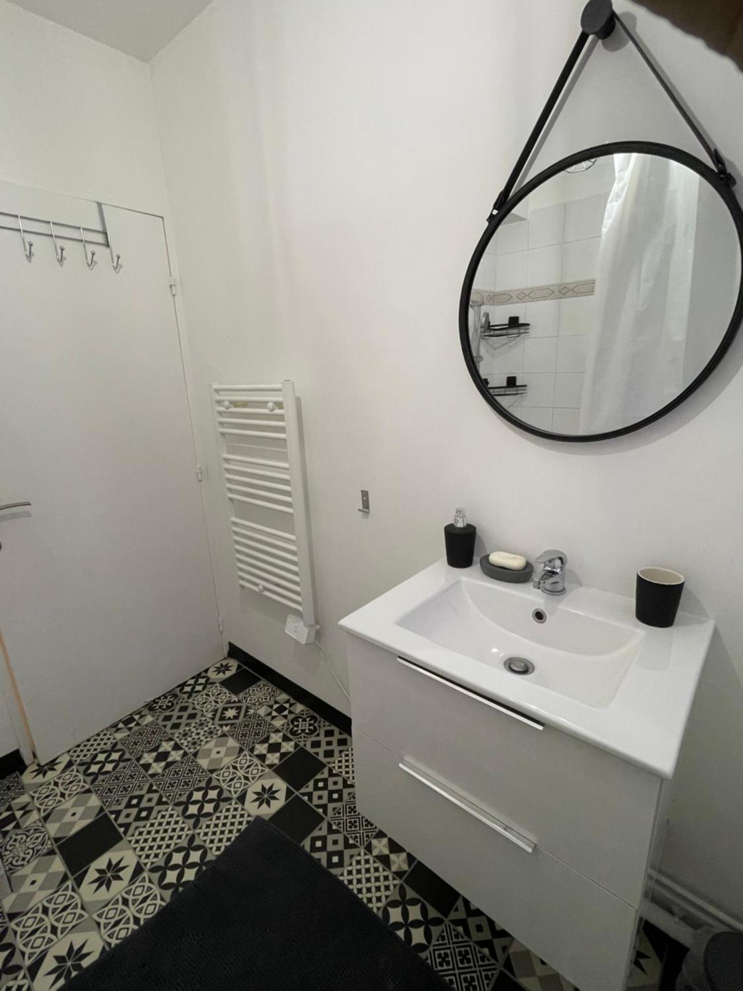 Jolie Chambre Proche De Paris Et Sa Peripherie Aubervilliers Buitenkant foto
